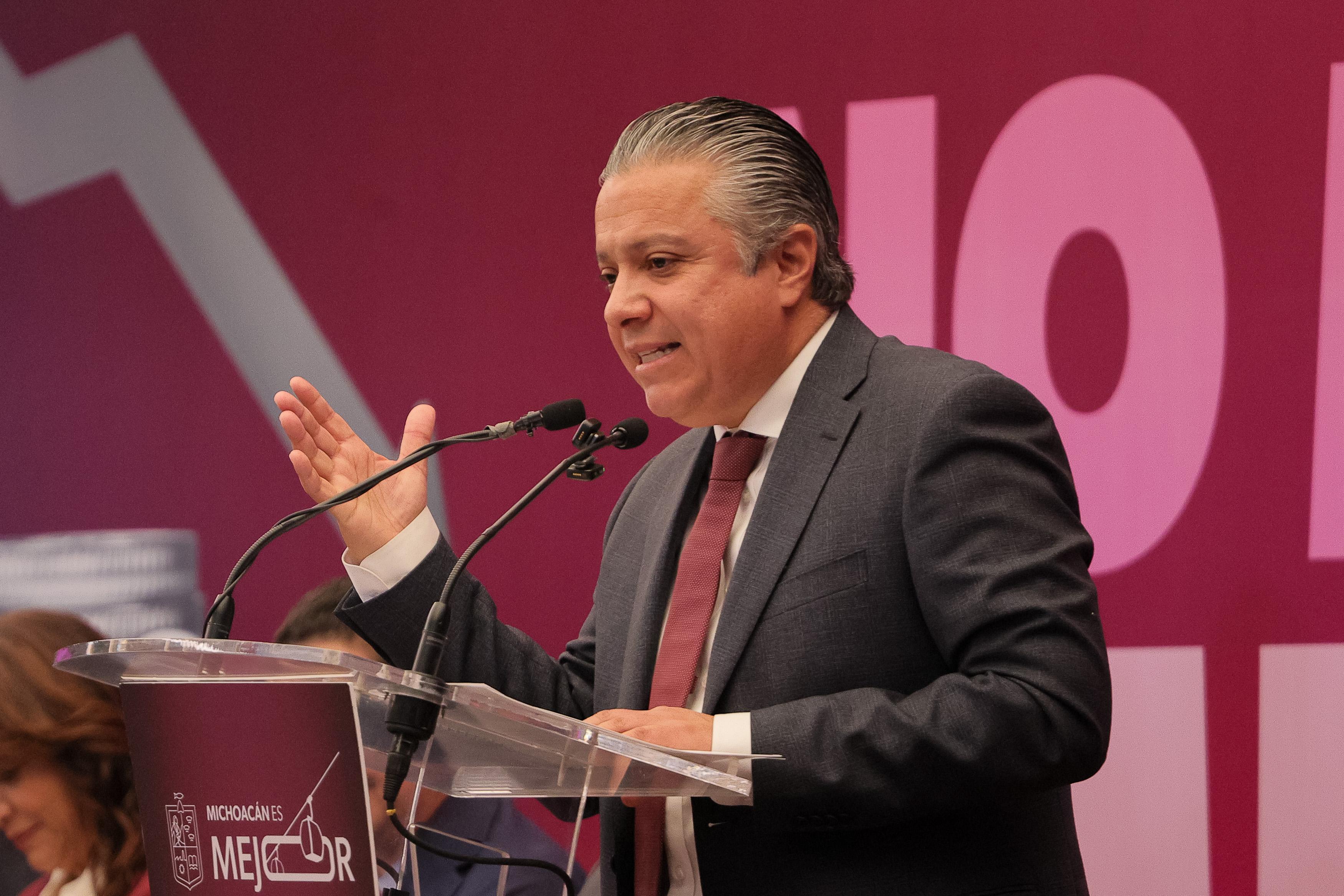 Con más de 105 mil registros, aumenta el interés de estudiantes de bachillerato y universidad en obtener internet gratuito: Luis Navarro