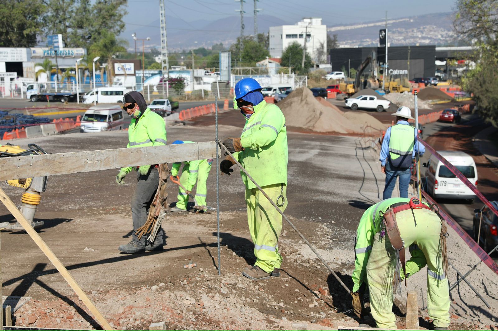 En abril se abre circulación de carriles elevados del puente de Policía y Tránsito de Morelia: Bedolla