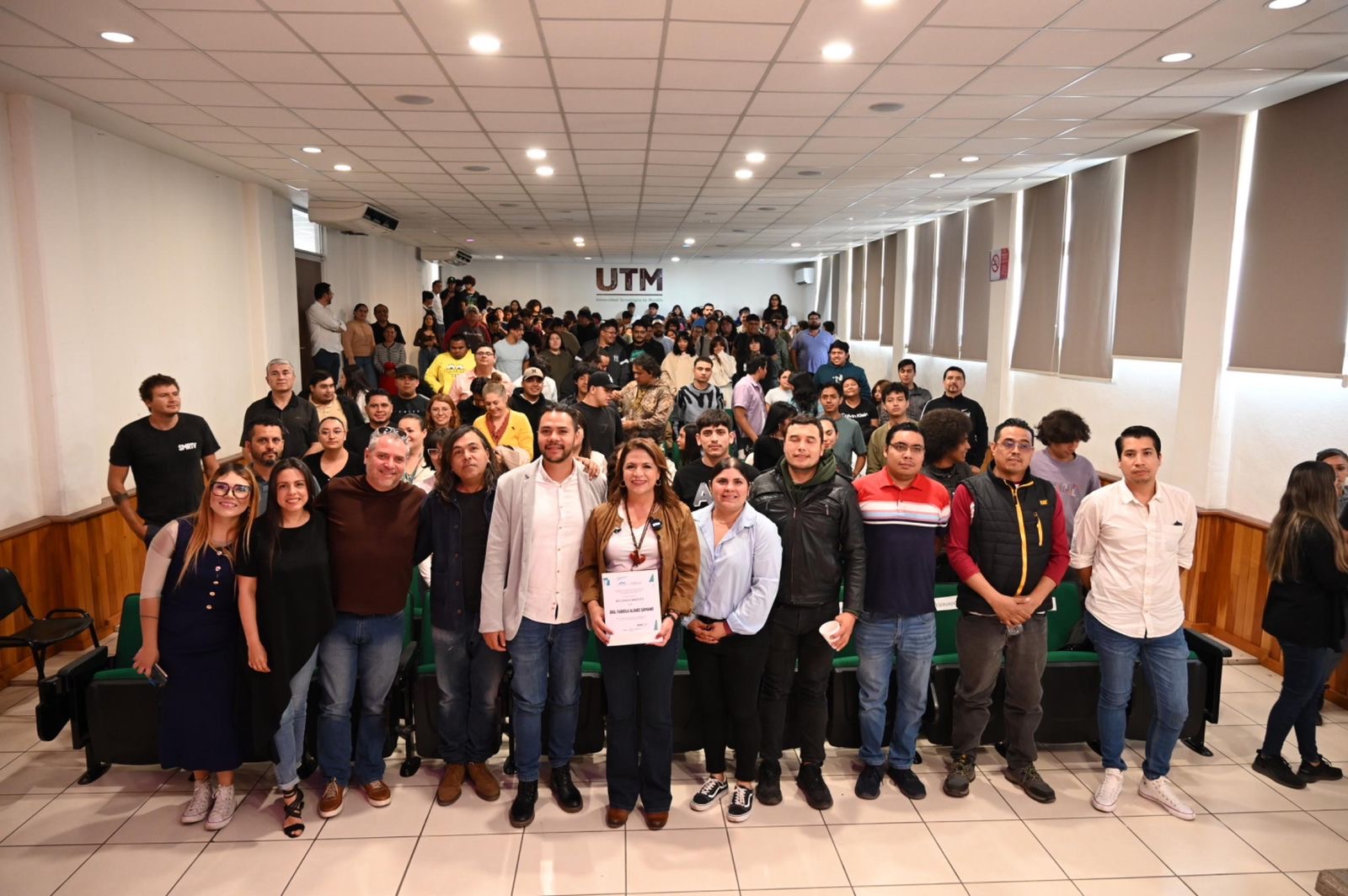 Fabiola Alanís: juventudes, eje central para la paz y el desarrollo en Michoacán