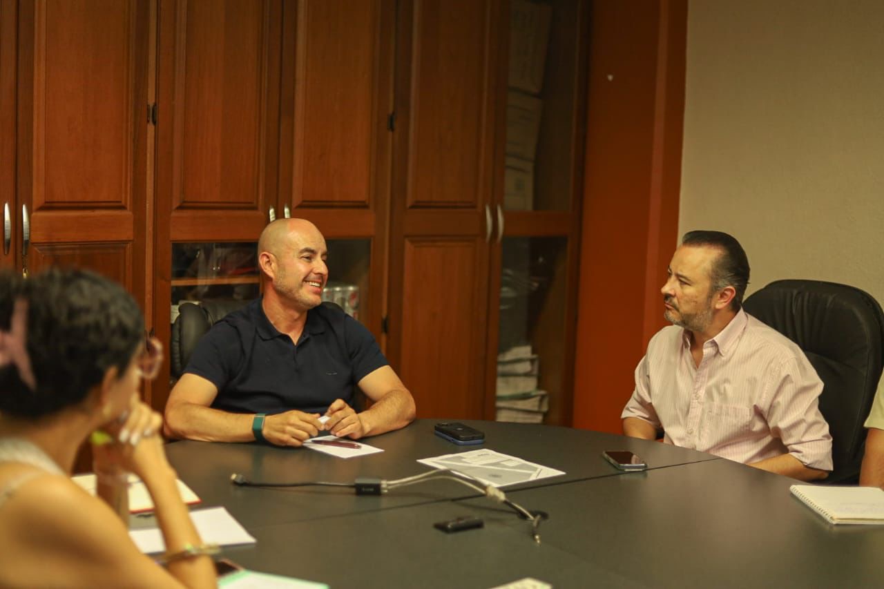 Adolfo Torres atiende de manera directa peticiones de diversas colonias de Morelia