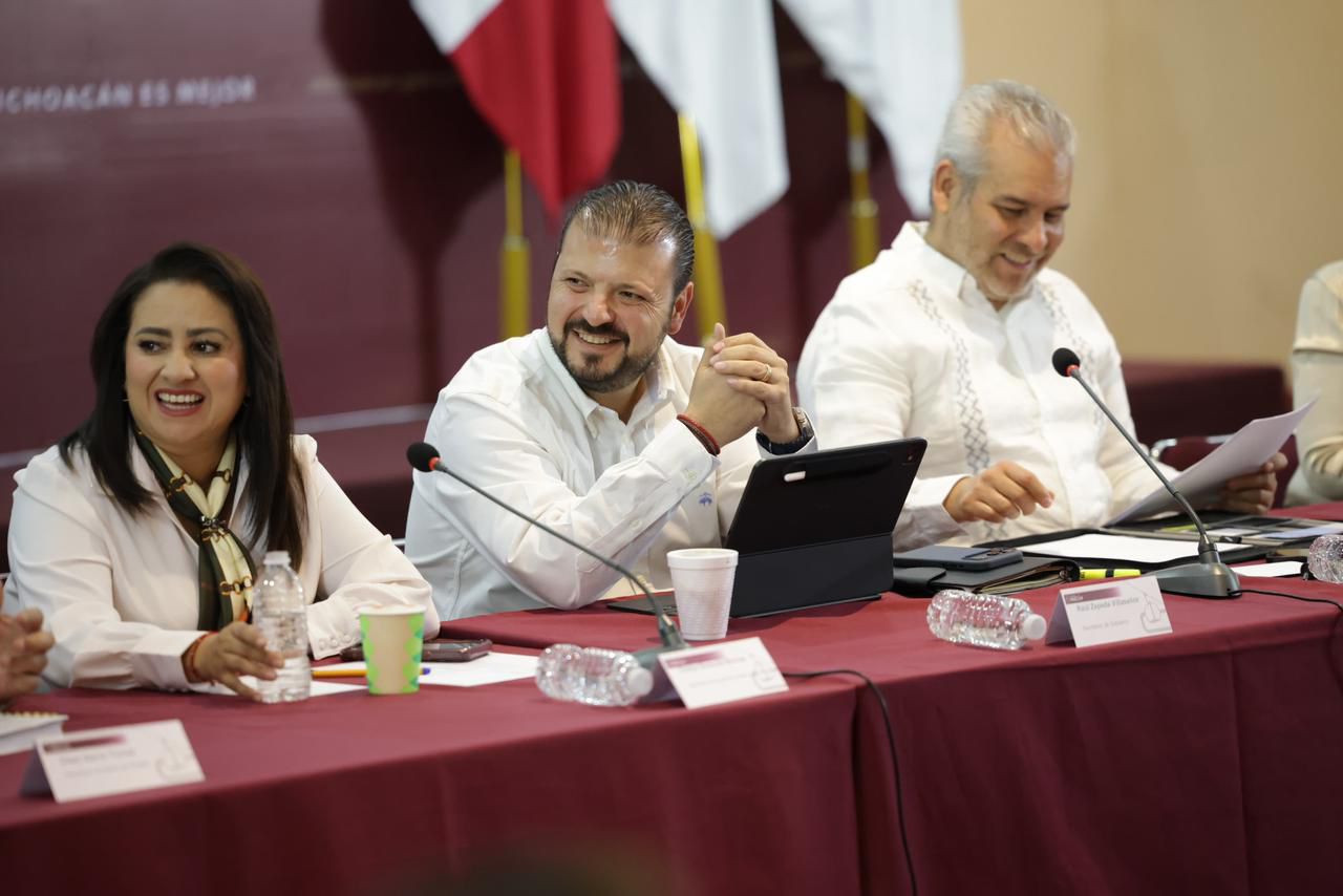 Avanza Bedolla en atención a solicitudes del Movimiento Antorchista