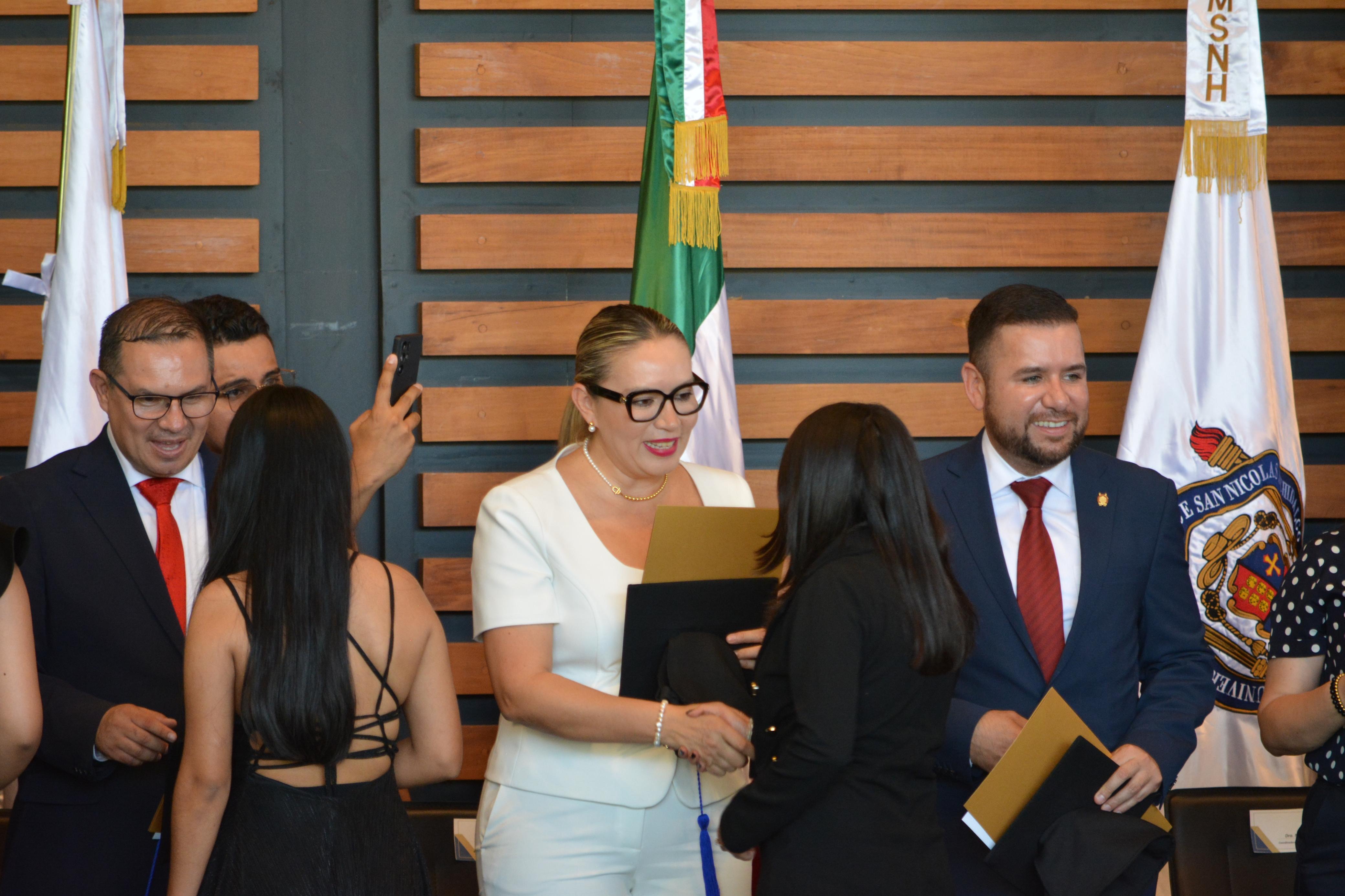 UMSNH LANZA CONVOCATORIA DE PASE POR EXCELENCIA ACADÉMICA A LICENCIATURA