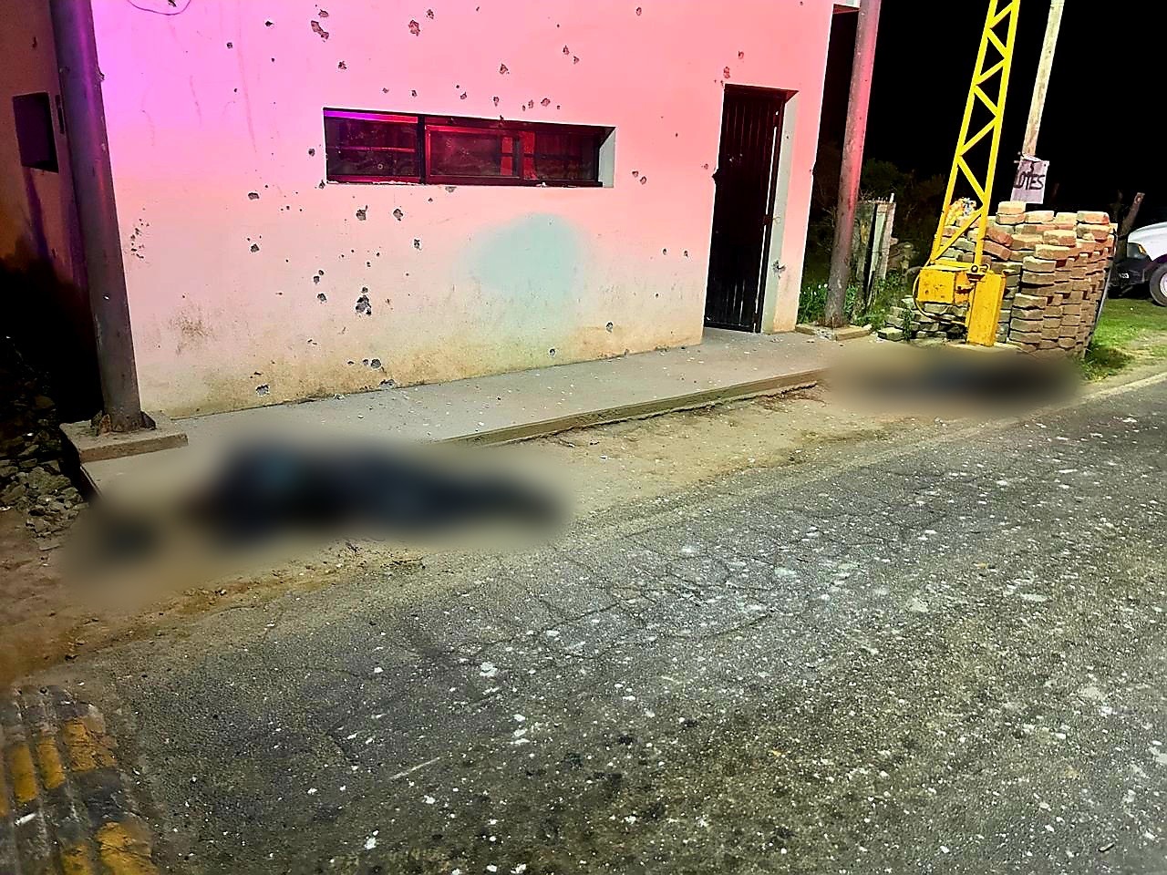 Grupo criminal ataca caseta de vigilancia en Nahuatzen; preliminar 2 fallecidos 
