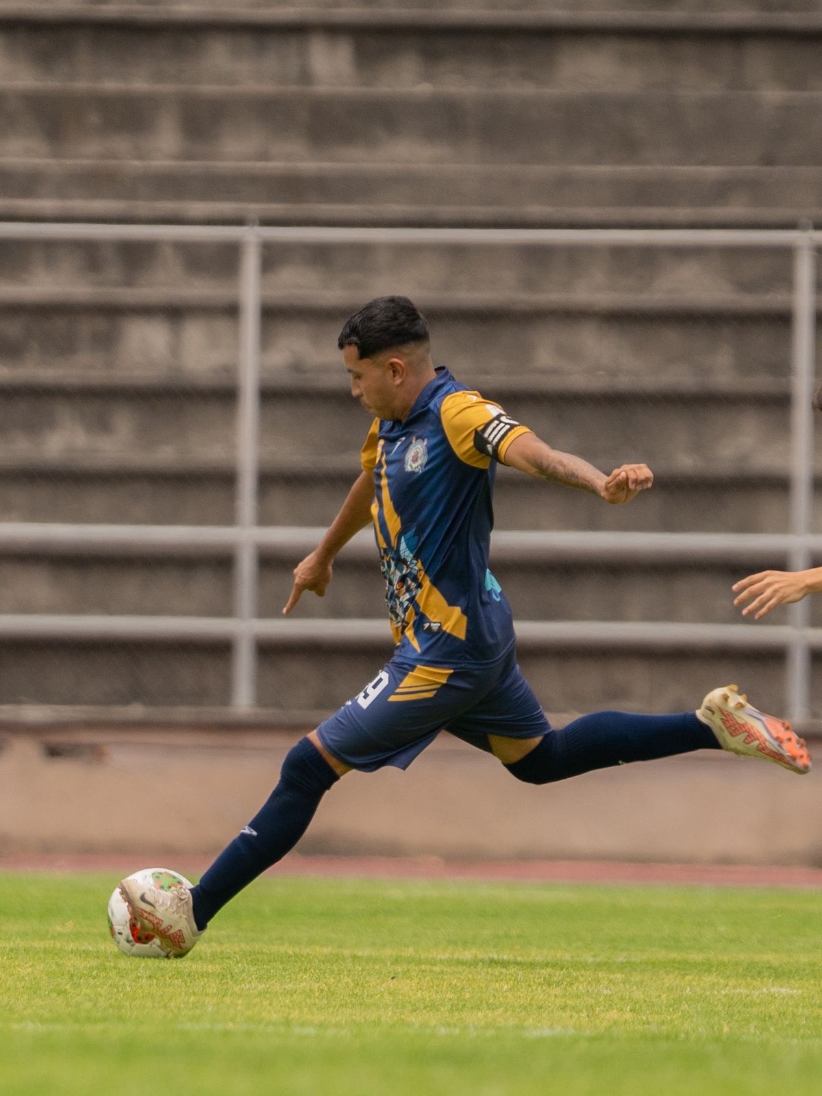 TIGRE’ CASTRO, ESTUDIANTE DE LA UMSNH, SE CONSAGRÓ BICAMPEÓN DE GOLEO DEL GRUPO 11 DE LA LIGA TDP