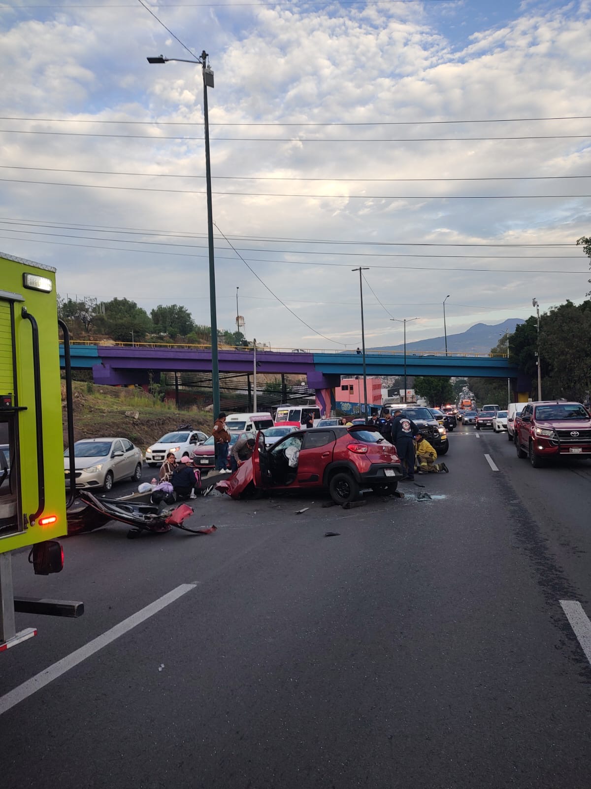 Accident3 vehicular en el Libramiento Norte de Morelia deja una persona lesionad4 