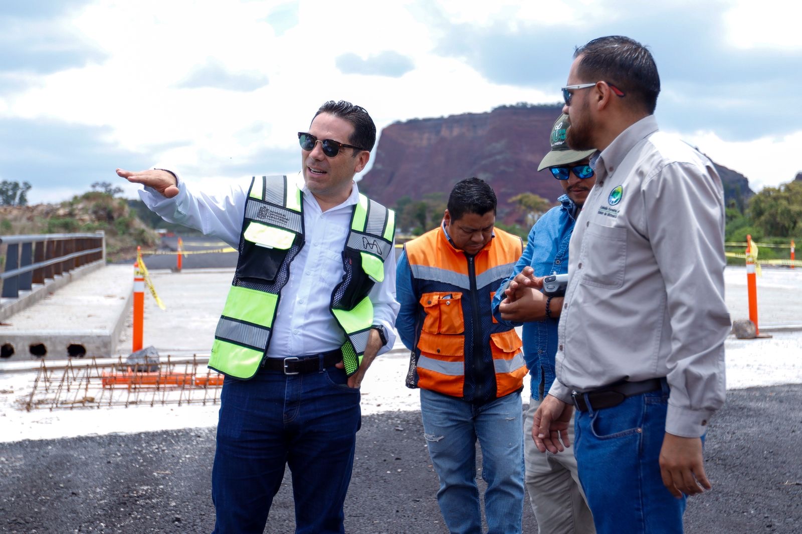 Más de 33 mil árboles y plantas darán vida al segundo anillo periférico de Morelia: Rogelio Zarazúa