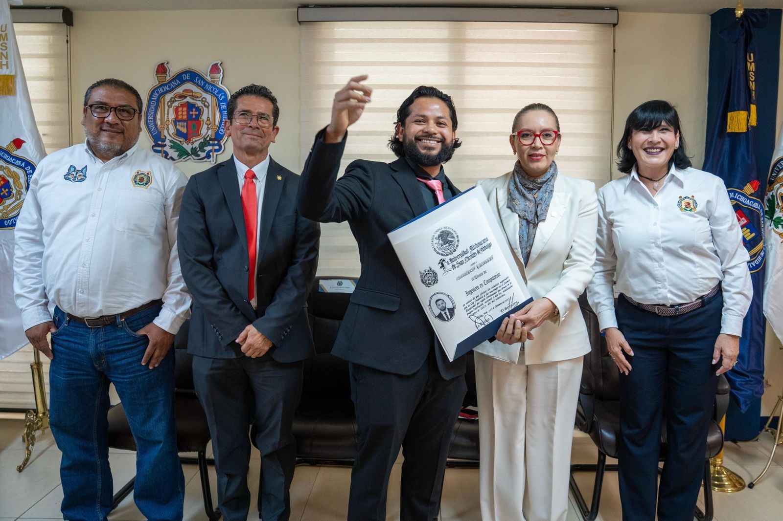 ROTUNDO ÉXITO, PROGRAMA DE DISMINUCIÓN DE COSTO DE TITULACIÓN DE LA UMSNH; MÁS DE 3,600 NICOLAITAS BENEFICIADOS