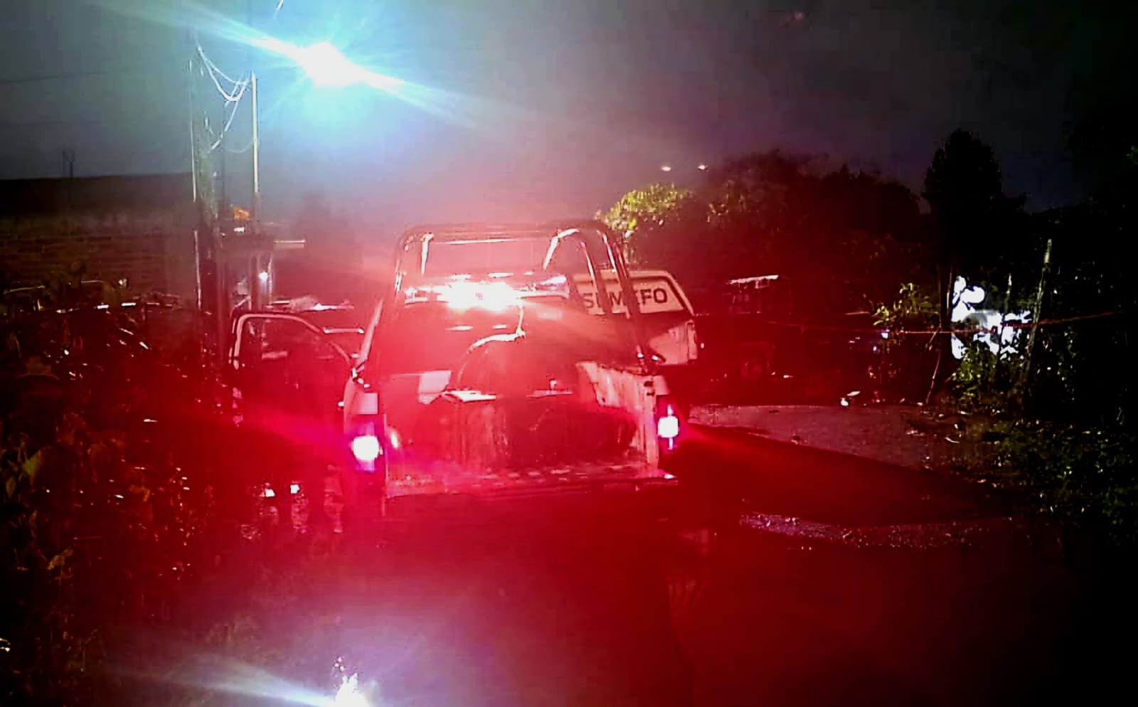 Hallan cadáv3r encobijado y putrefact0 al oriente de Uruapan 