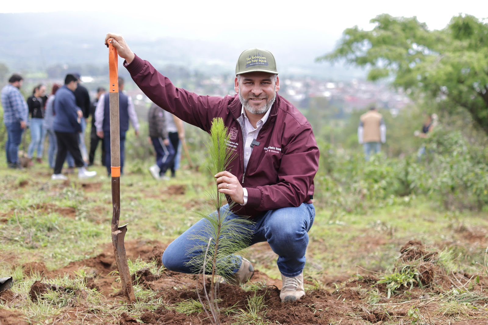 Anuncia Bedolla reforestación de 17 mil hectáreas con 10.5 millones de árboles