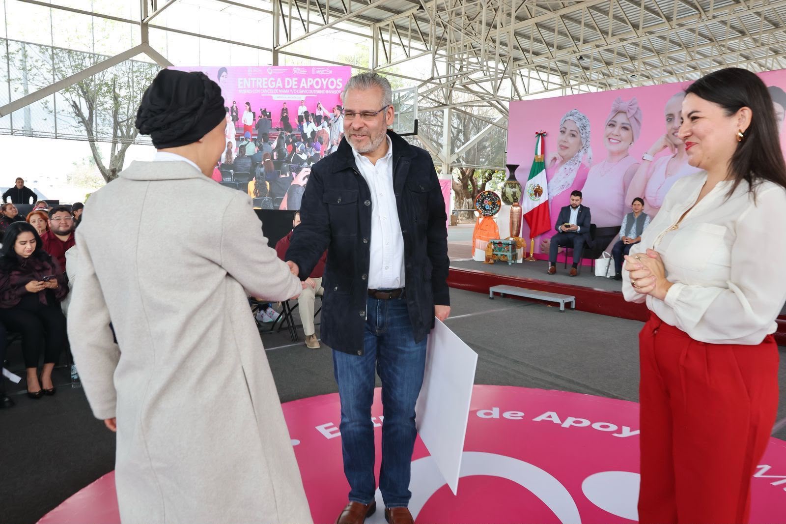 Beneficiadas más de 2 mil 700 mujeres con cáncer mediante apoyo mensual de 4 mil pesos: Bedolla