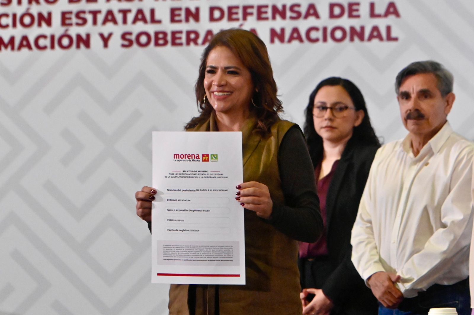 Se registra Fabiola Alanís para coordinar la defensa de la Transformación y la soberanía en Michoacán