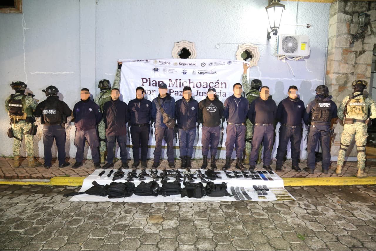 Detienen SSP y Ejército a 9 hombres con armas, uniformes y patrullas clonadas