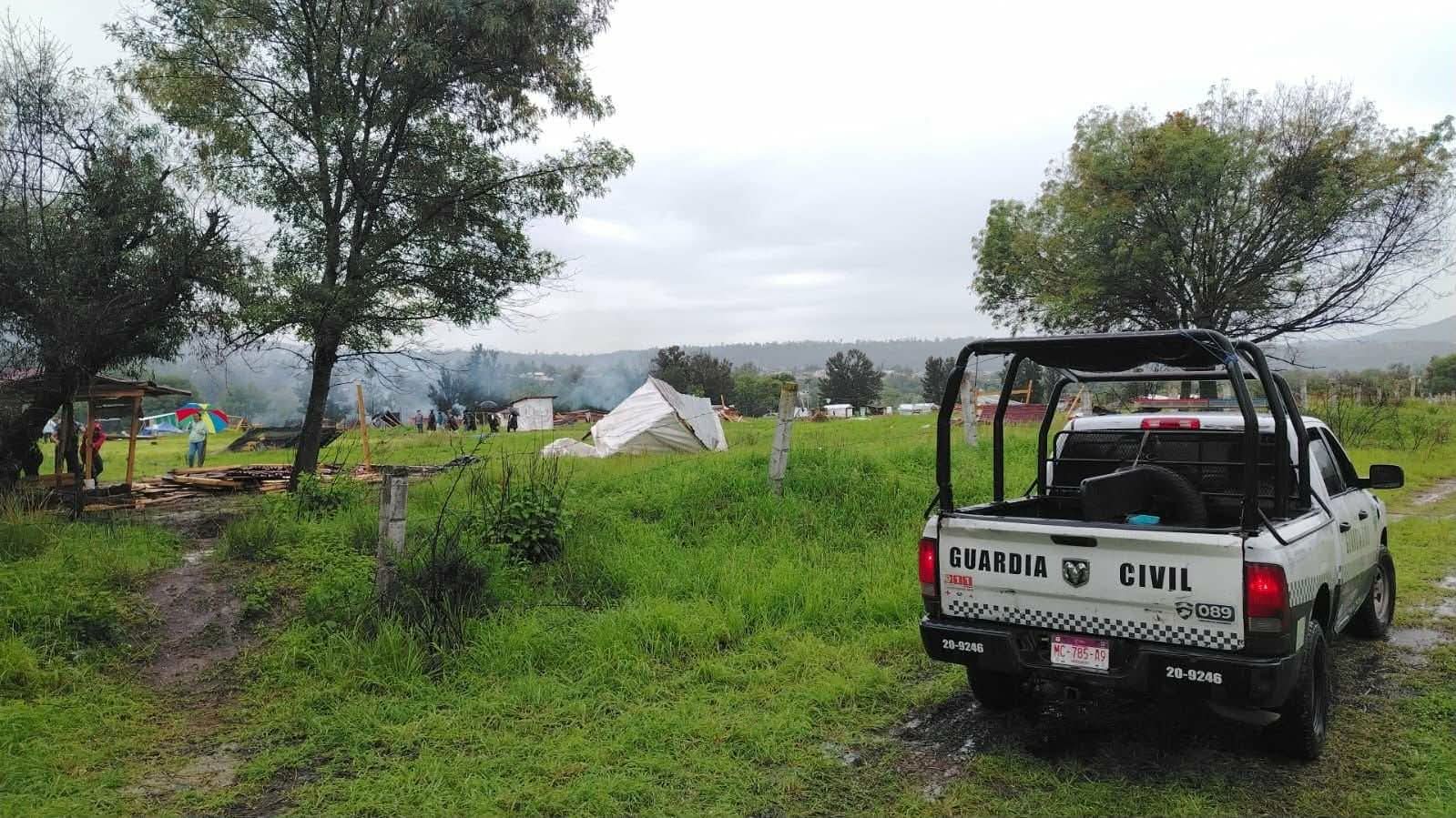 Vecinos de Tenencia Morelos y Revolución Social derriban chozas de presuntos invasores; interviene la GC