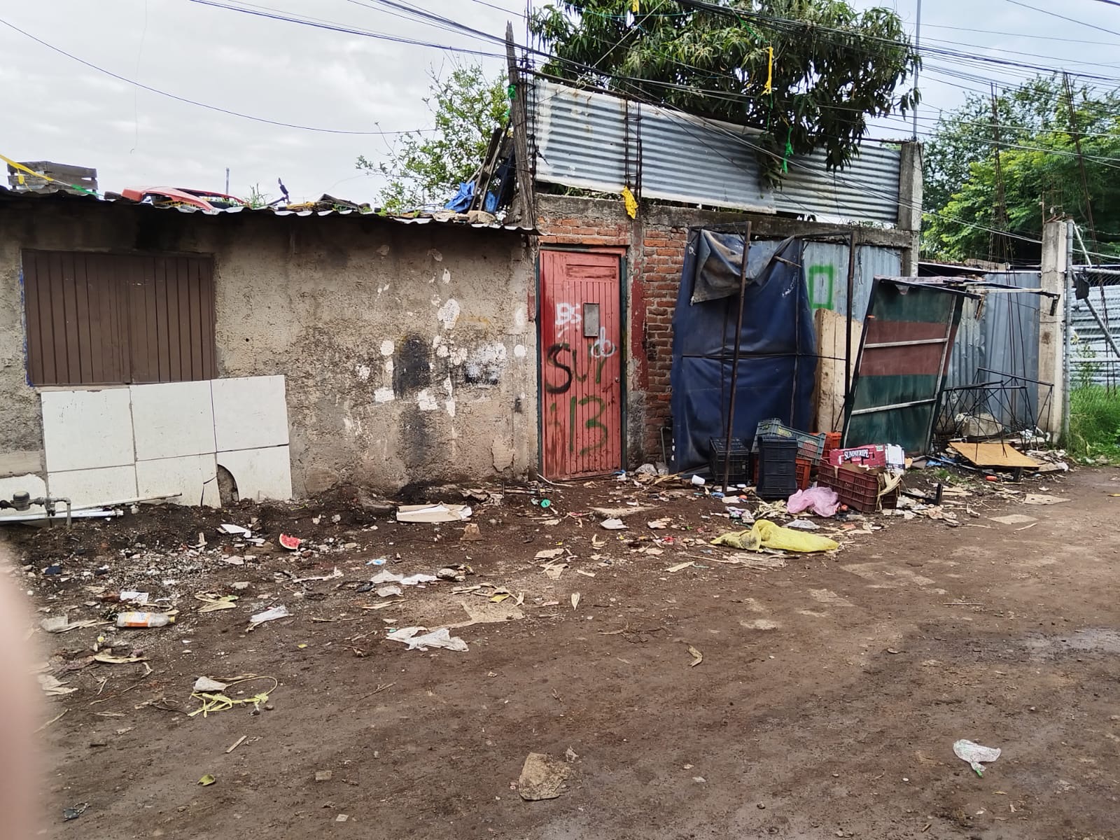 Hallan a joven asesinad0 con arma blanca, en la colonia revolución de Zamora
