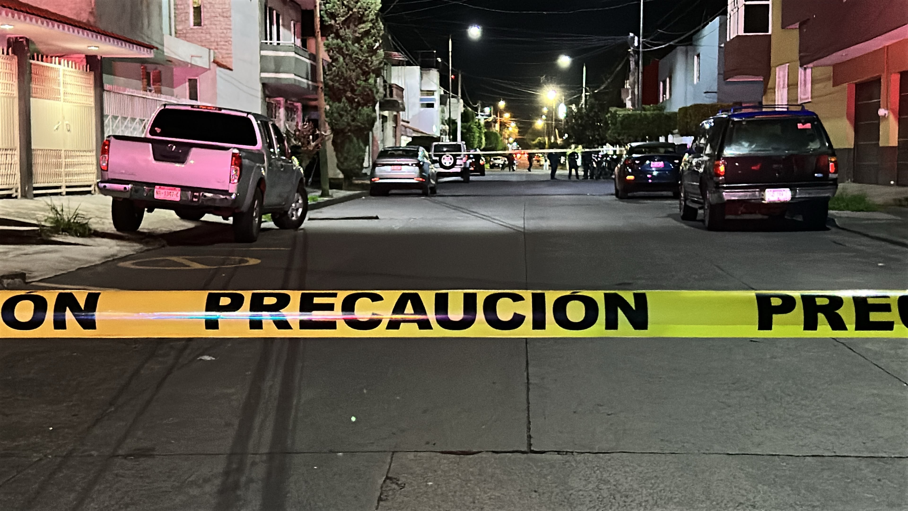 Automovilista es baleado en intento de robo, en Jardines del Cupatitzio Uruapan 