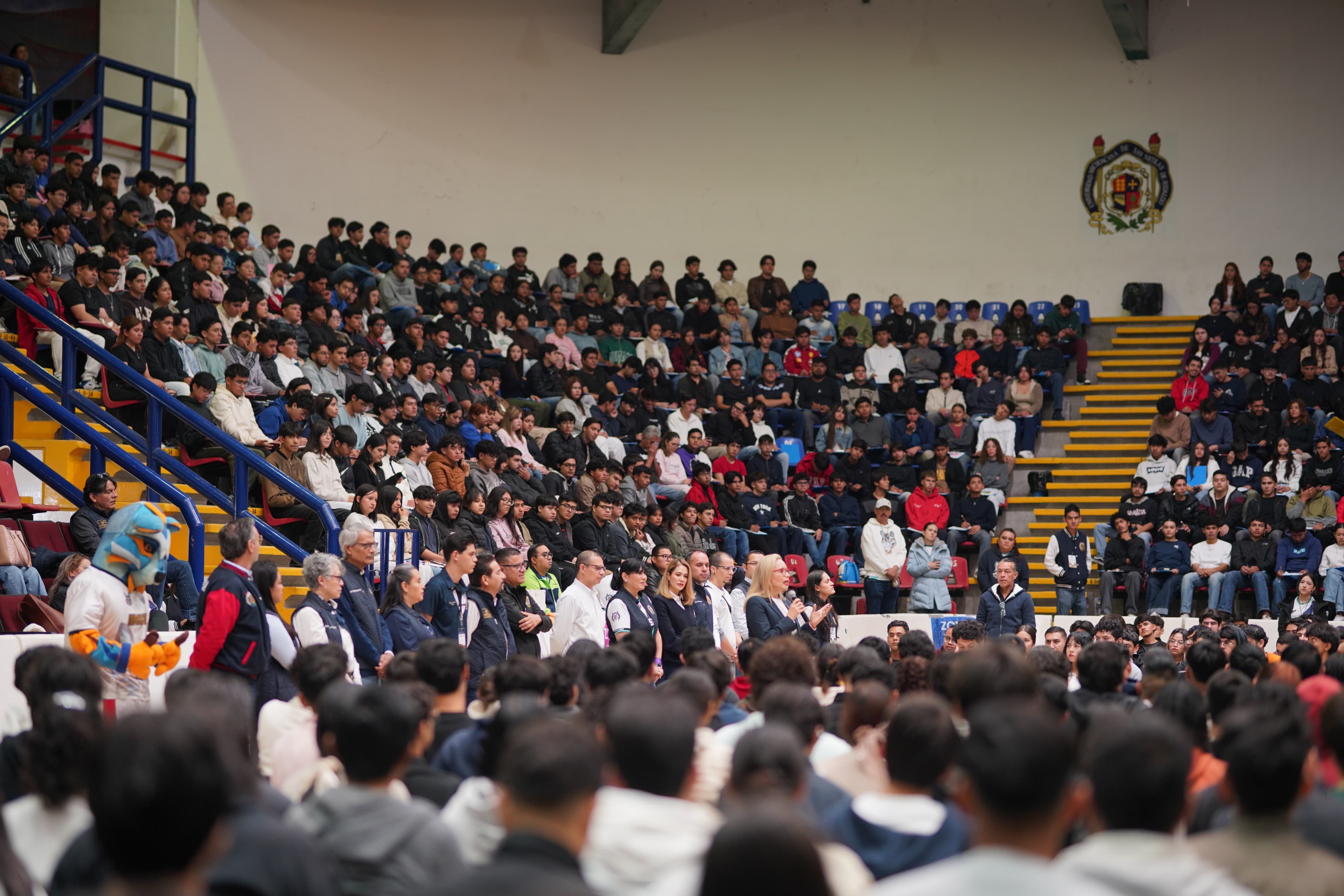Cerca de dos mil 670 personas acudieron este jueves a la aplicación del examen de admisión de la Universidad Michoacana