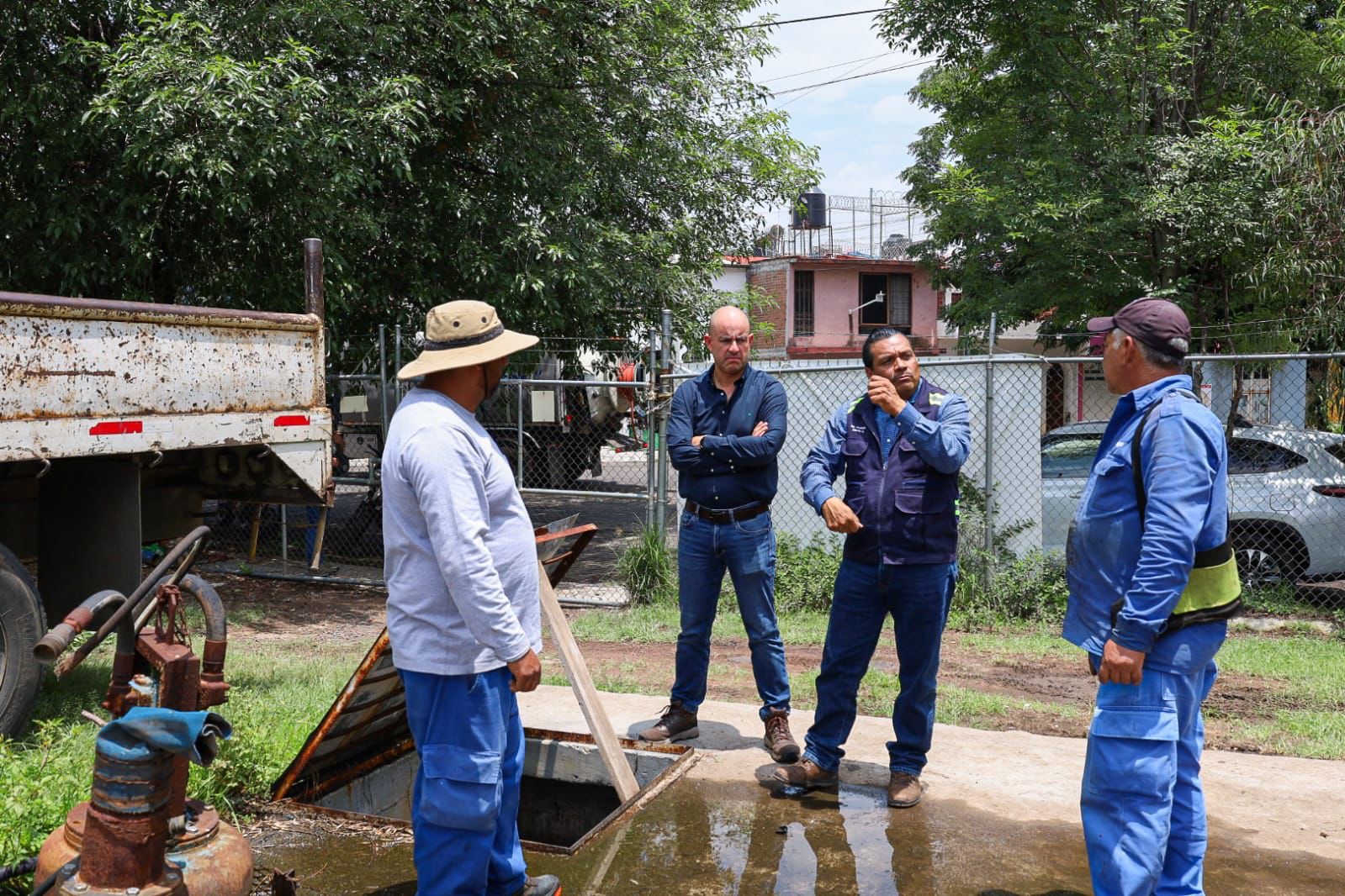 Adolfo Torres encabeza recorrido por cárcamos para fortalecer respuesta ante lluvias