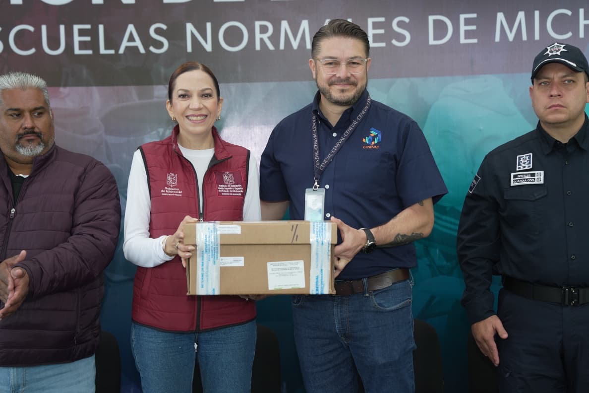 Inicia con éxito la aplicación del examen Ceneval para Escuelas Normales 2026