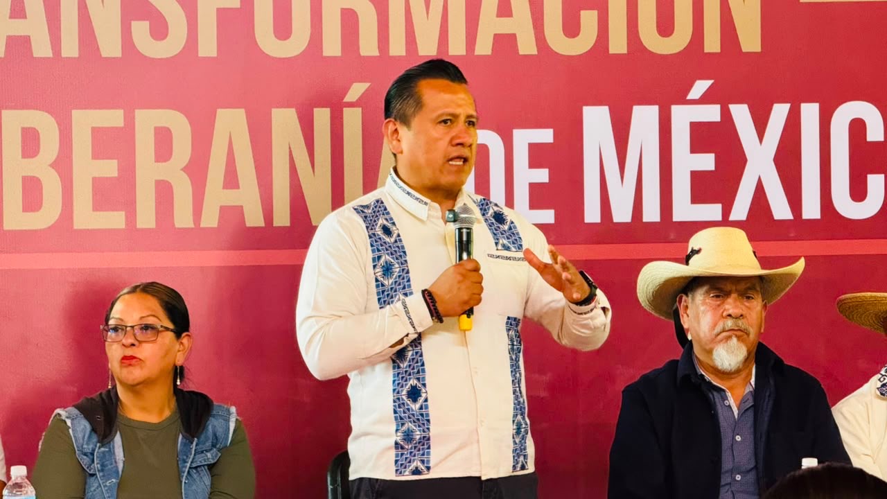 "Siempre ha estado con nosotros": comunidades con autogobierno cierran filas con Carlos Torres Piña