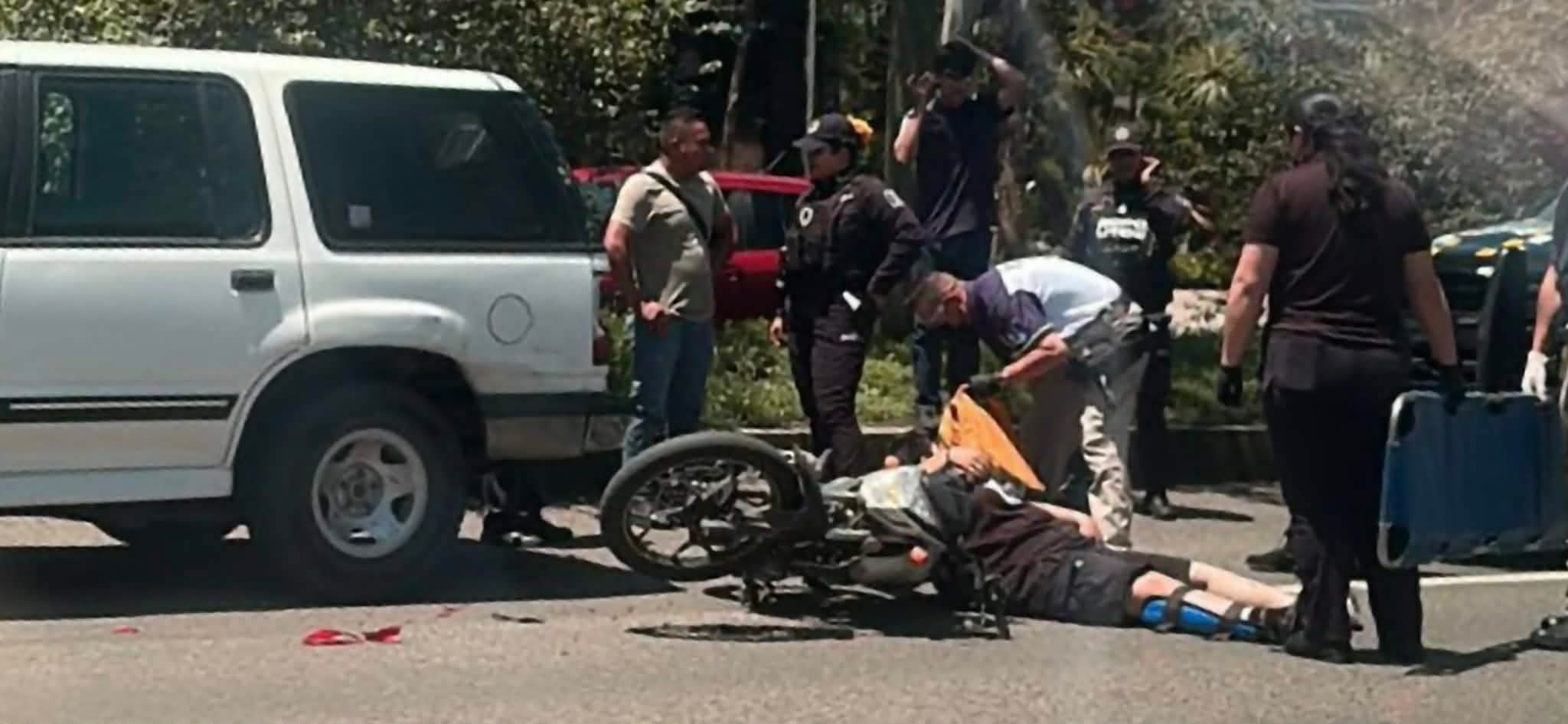 Motociclista choca contra camioneta en la avenida Madero Poniente de Morelia 