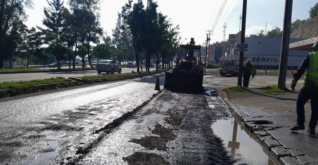 Programa de reencarpetamiento mejora laterales del Periférico Paseo de la República