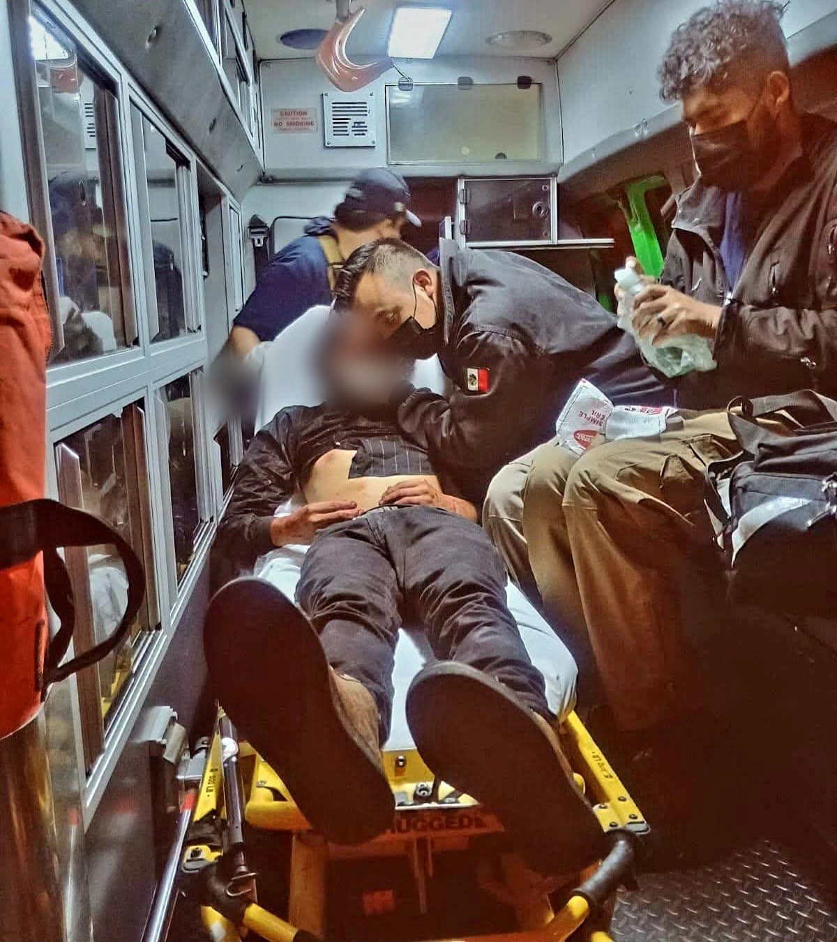 Riña durante fiesta patronal en Uruapan deja joven gravemente lesionado