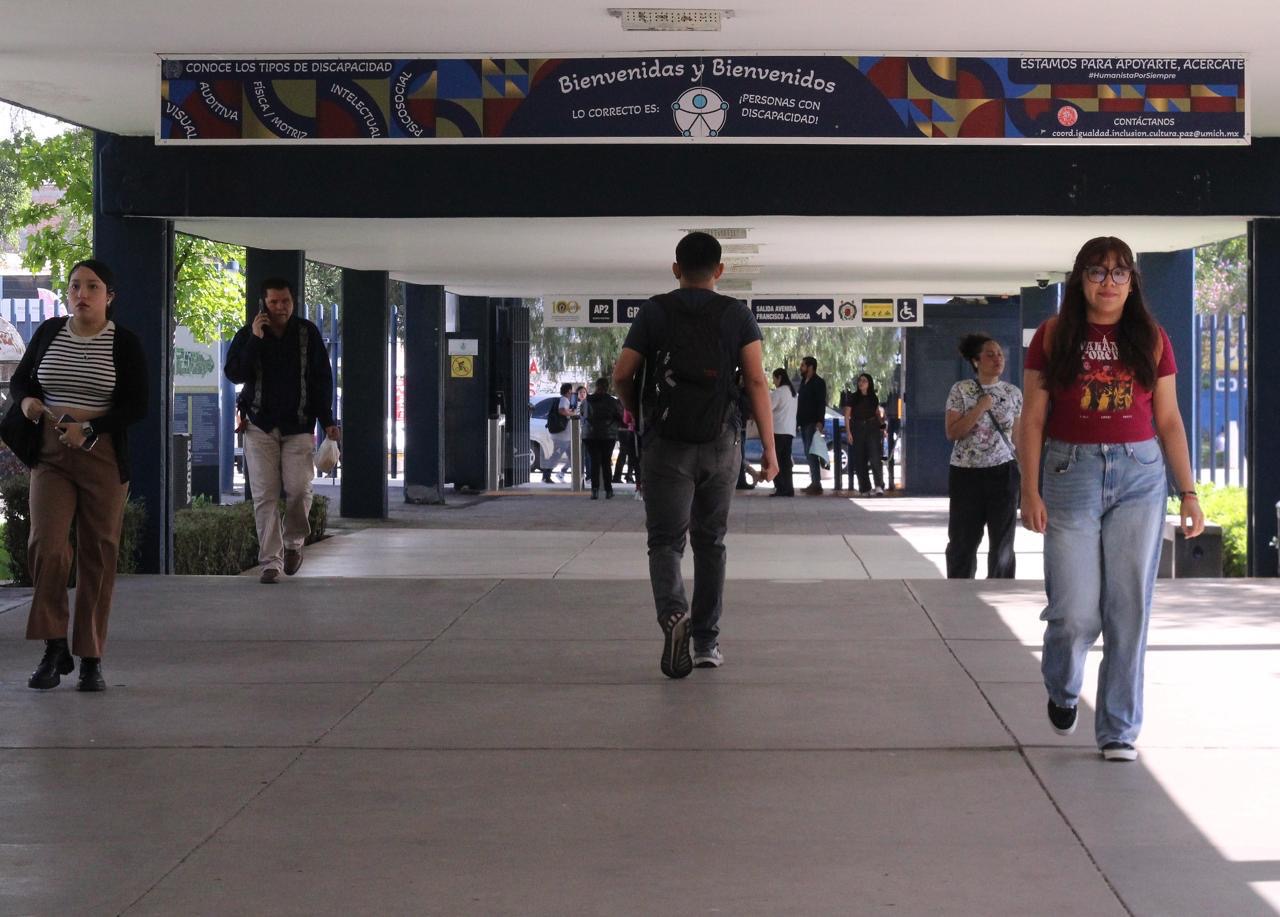 ESTUDIANTES NICOLAITAS PUEDEN REALIZAR TRÁMITES EN LÍNEA EN PERIODO VACACIONAL