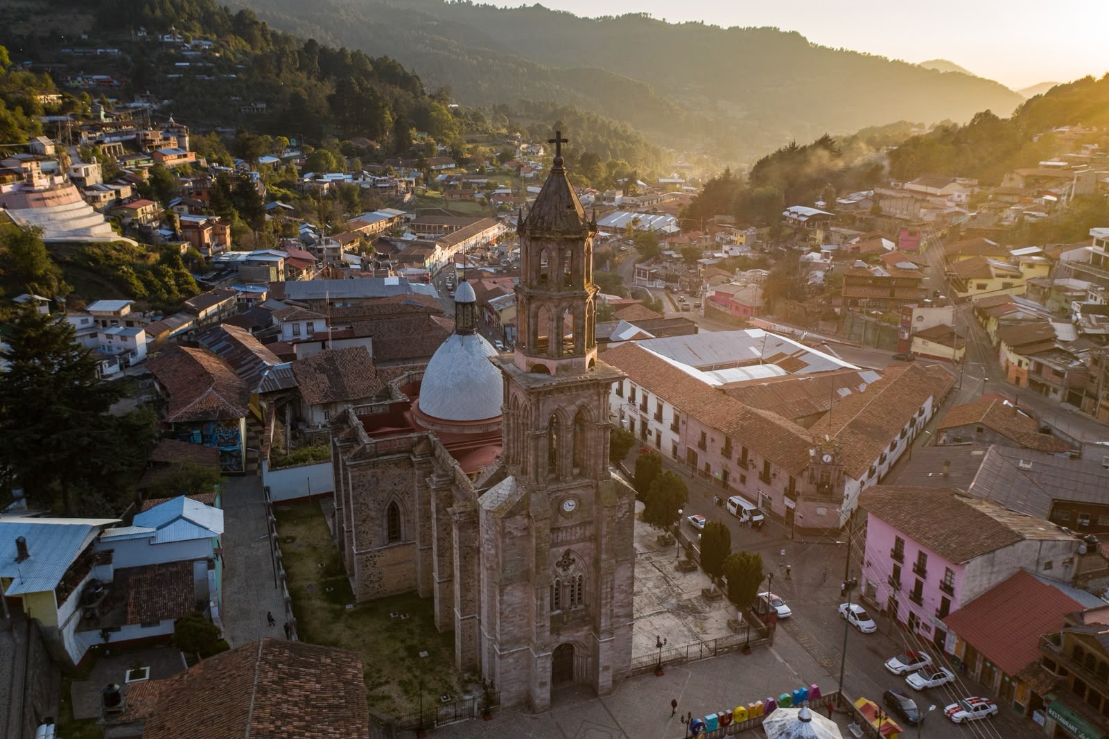 Michoacán invita a recorrer sus 10 Pueblos Mágicos este verano