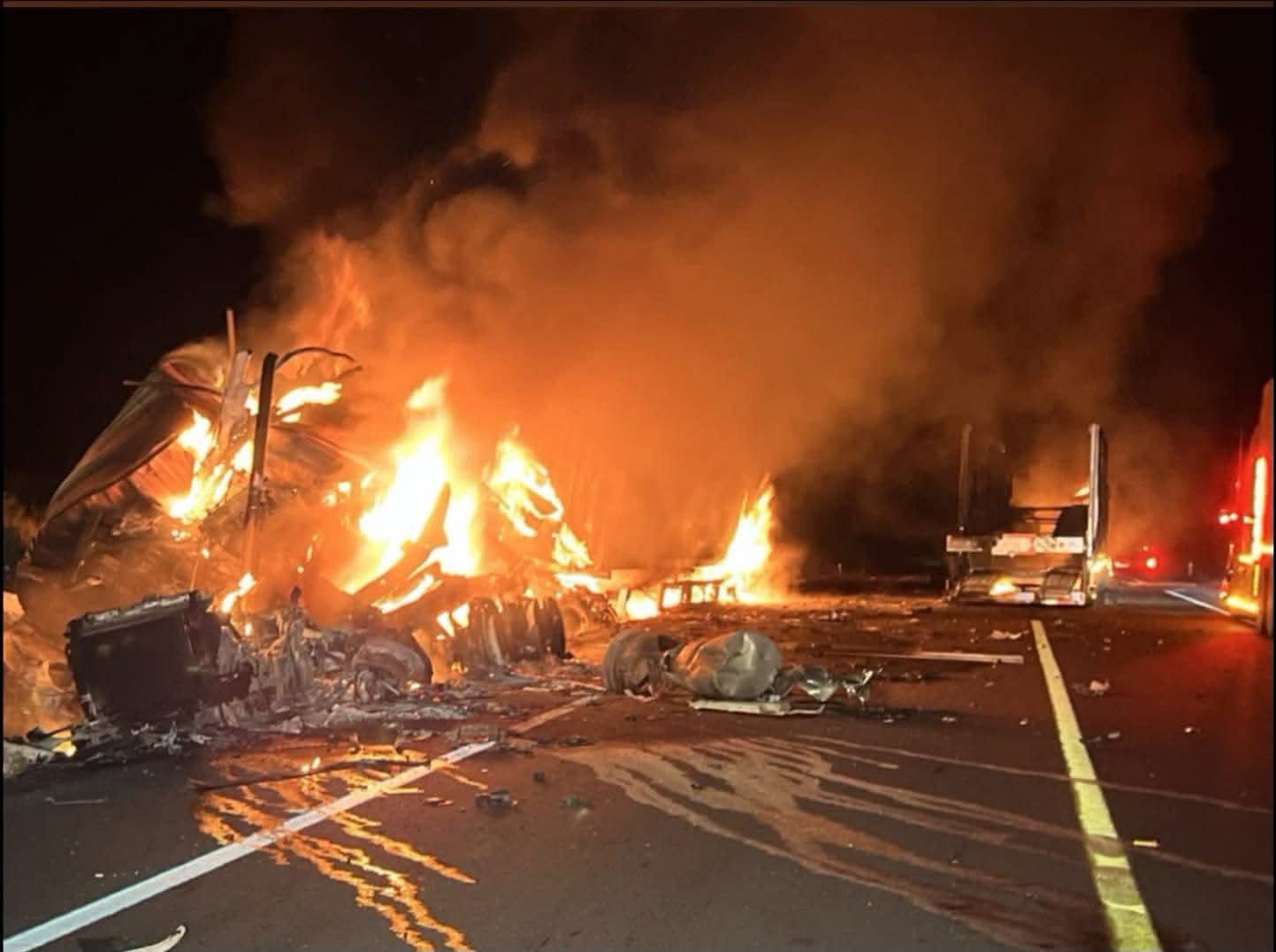 Suman dos fallecidos tras accidentes de la autopista Siglo XXI