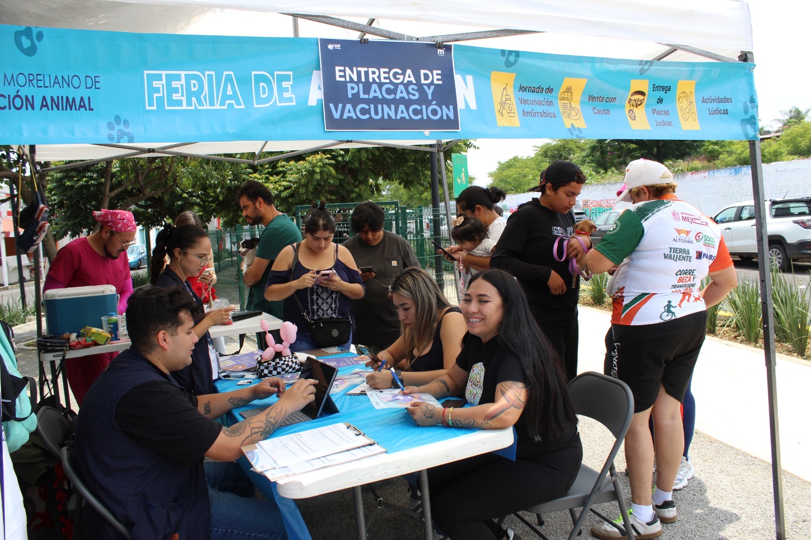 Acerca Gobierno de Morelia servicios de protección animal durante inauguración del Parque Lineal de Avenida Quinceo