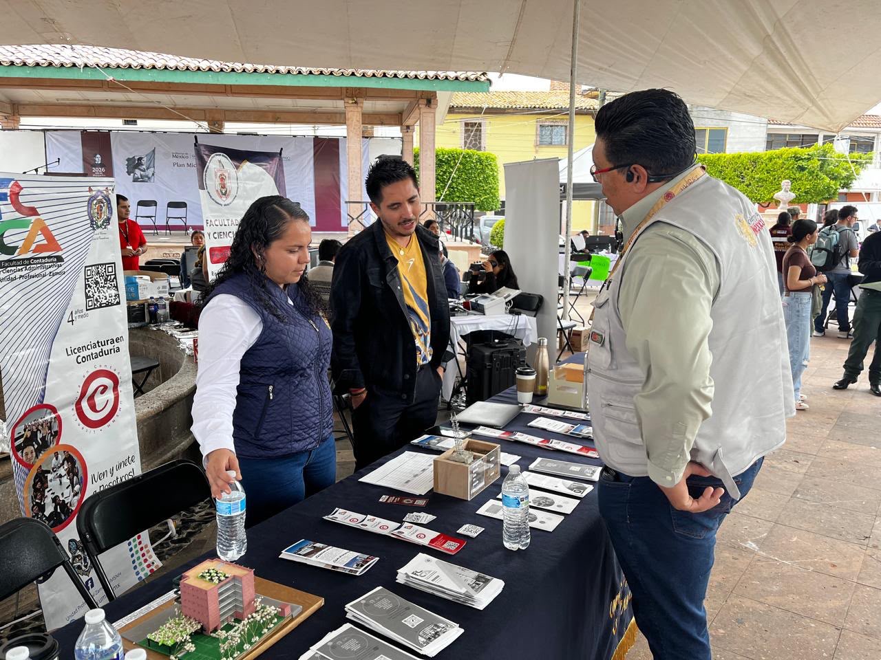 UMSNH Y GOBIERNO DE MÉXICO HACEN SINERGIA EN LOS MUNICIPIOS EN FAVOR DE LA JUVENTUD