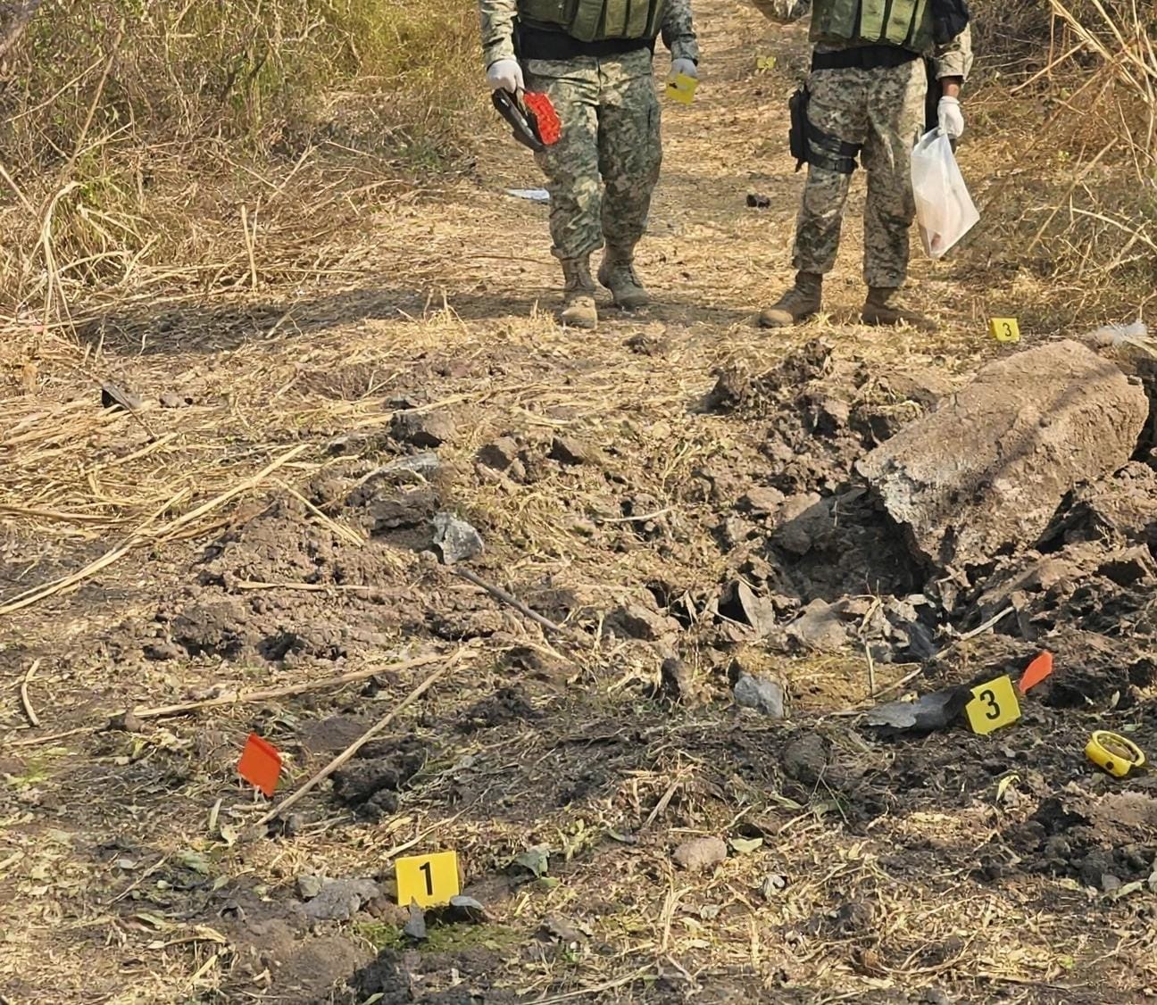 Explosión de artefacto en zona serrana de Tumbiscatío deja un militar fallecido