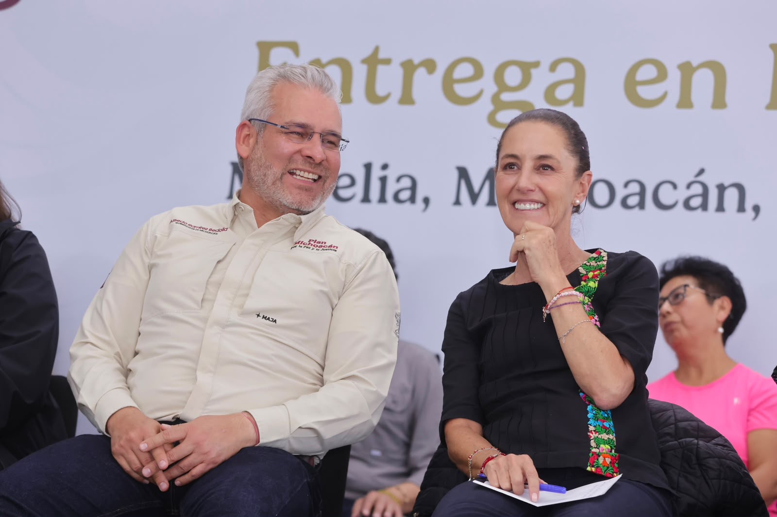 Destaca Bedolla acuerdos de Sheinbaum para garantizar seguridad laboral a miles de trabajadores del aguacate